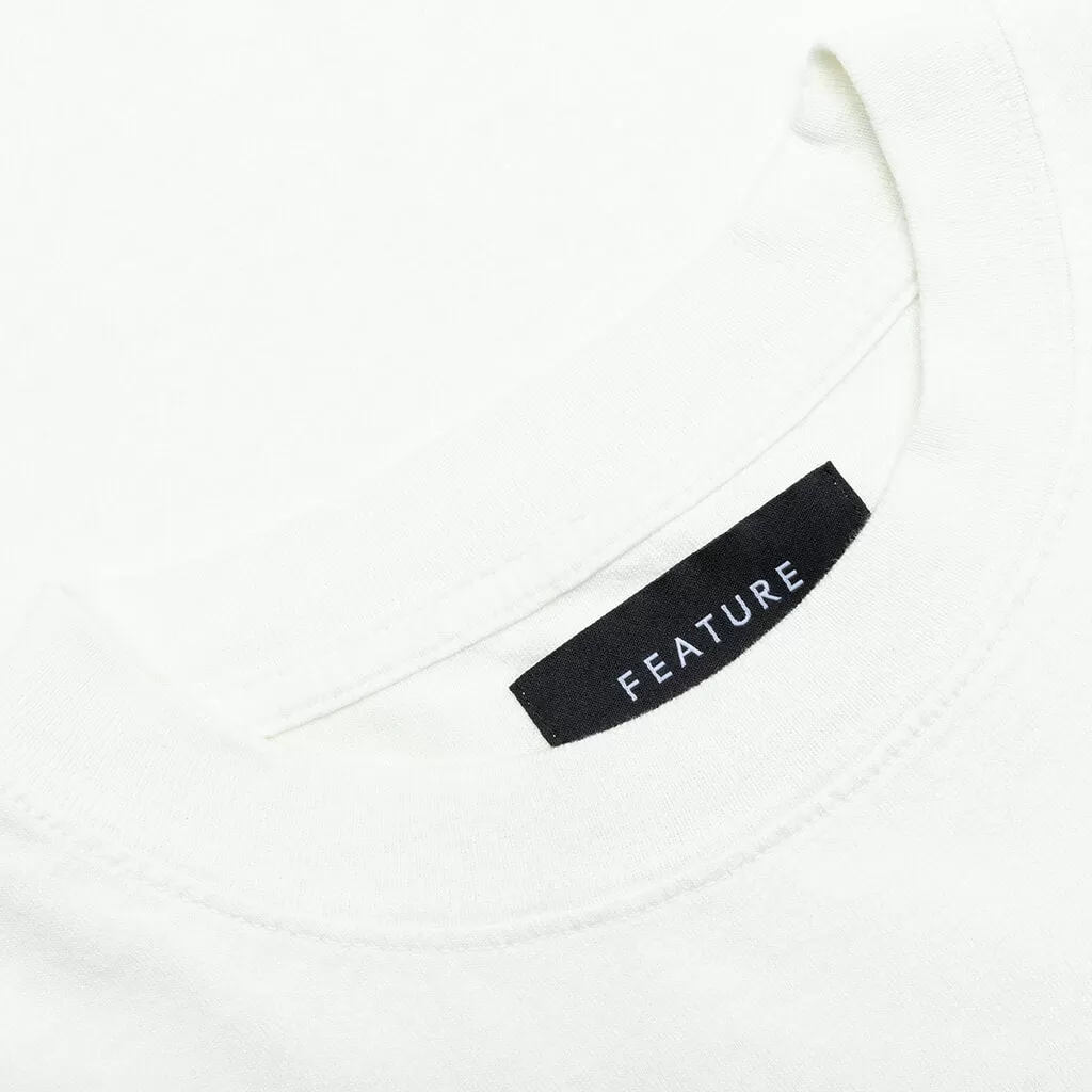 Advantage Love Tee - Off-White