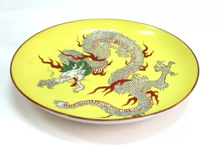 Chinese Yellow Porcelain Charger With Five-Clawed Dragon