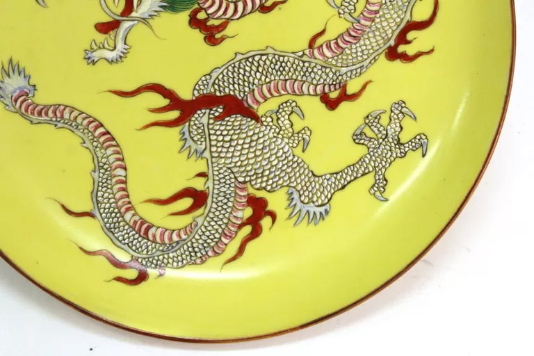 Chinese Yellow Porcelain Charger With Five-Clawed Dragon