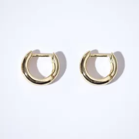 Fine Essentials - Classic chunky huggie hoop earrings