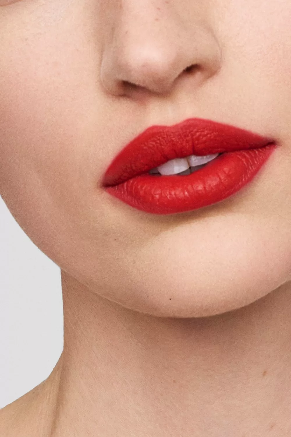 Lip Suede Matte Lipstick - Le Rouge Bright Tomato