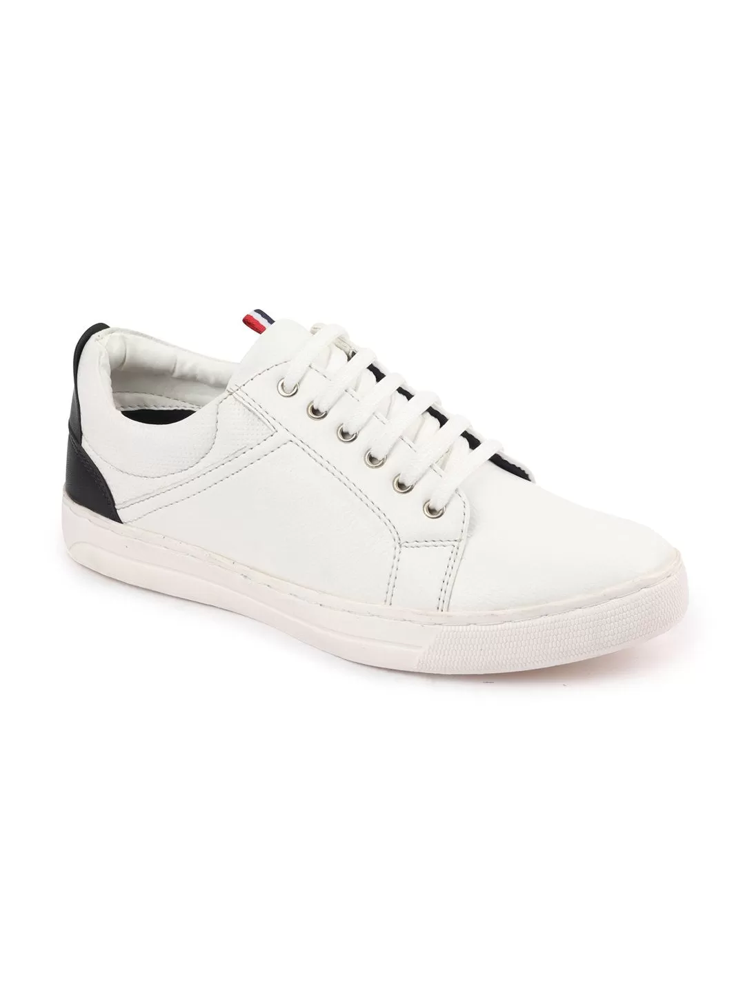 Men White/Navy Classic Lace Up Sneakers