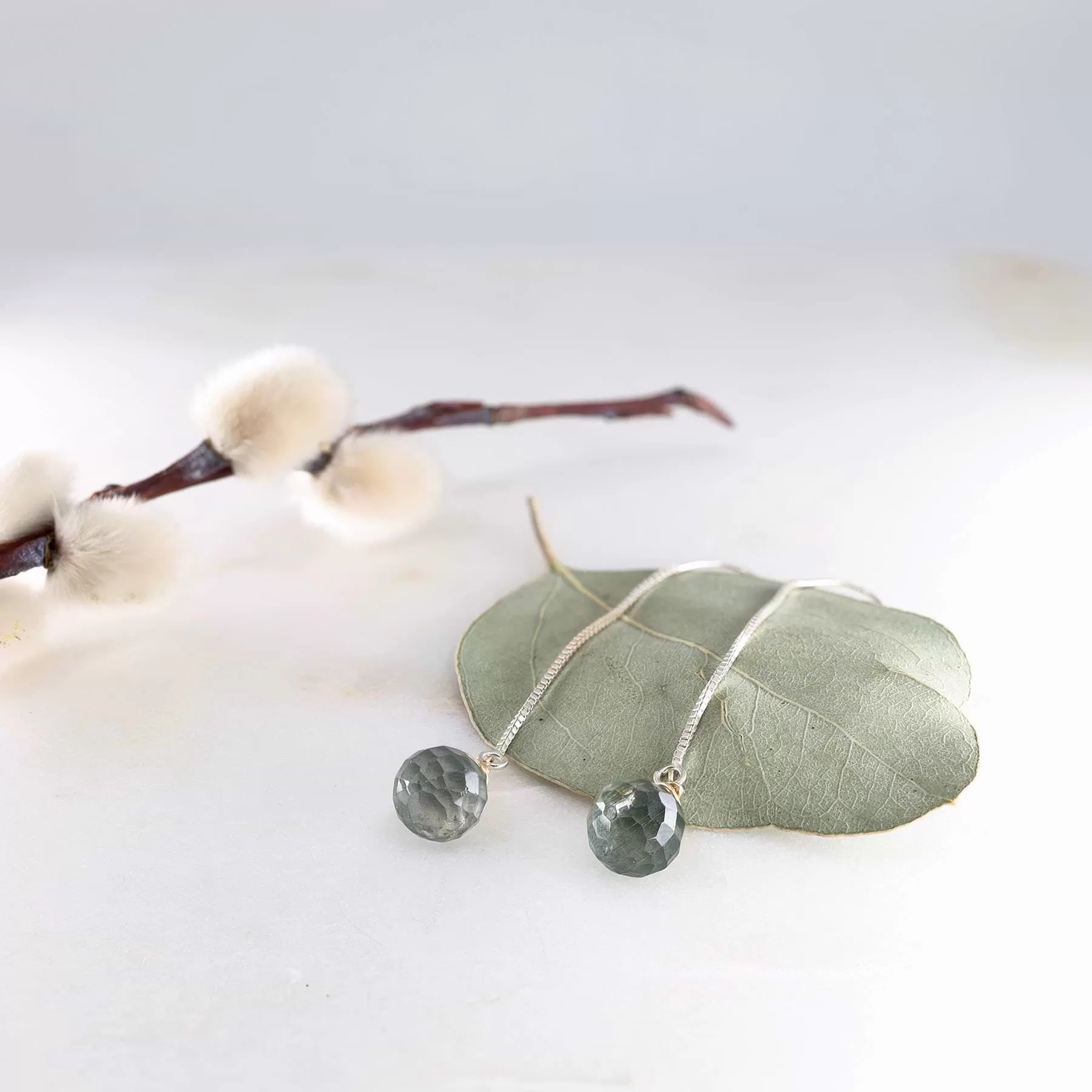 Moss Aquamarine Silver Thread Earrings