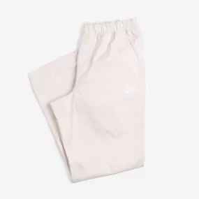 Nike Club Woven Straight Leg Pant