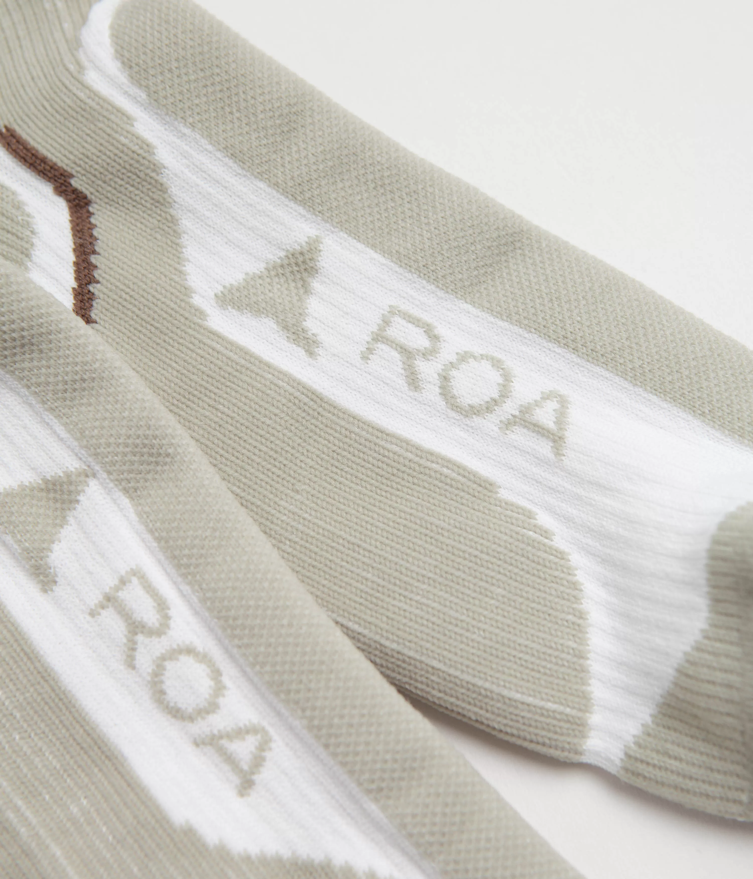 ROA Short Socks - Dove Grey / White