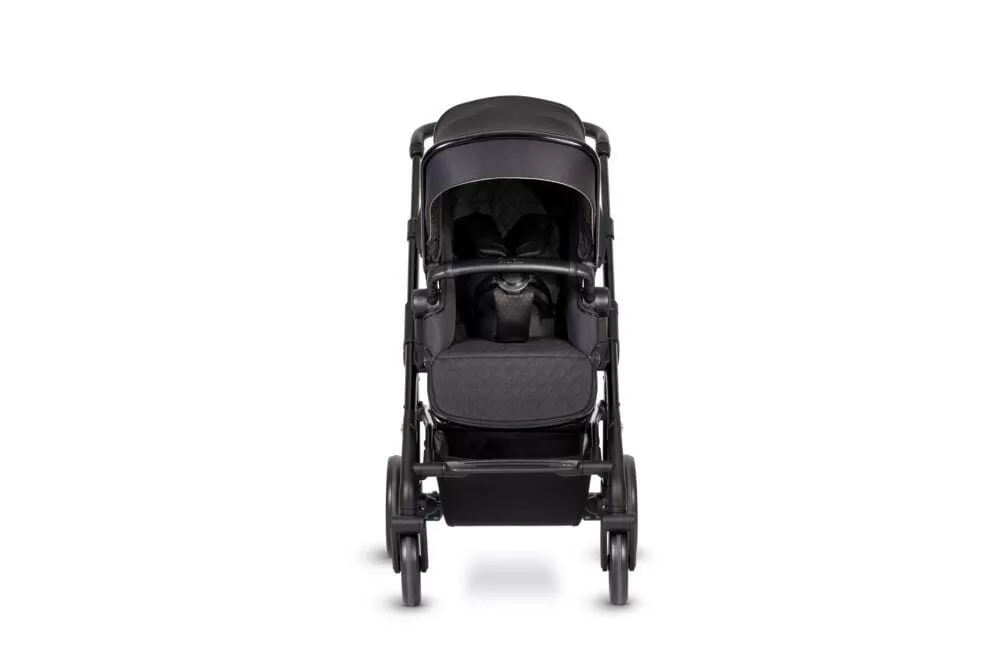 Silver Cross Pioneer Pram with Simplicity Plus Car seat and Base - Eclipse