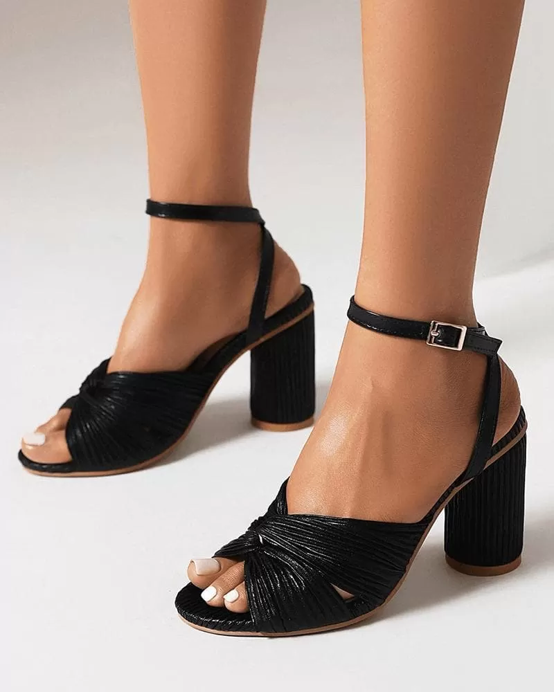 Web celebrity style Adjusting Buckle Chunky Heel Sandals