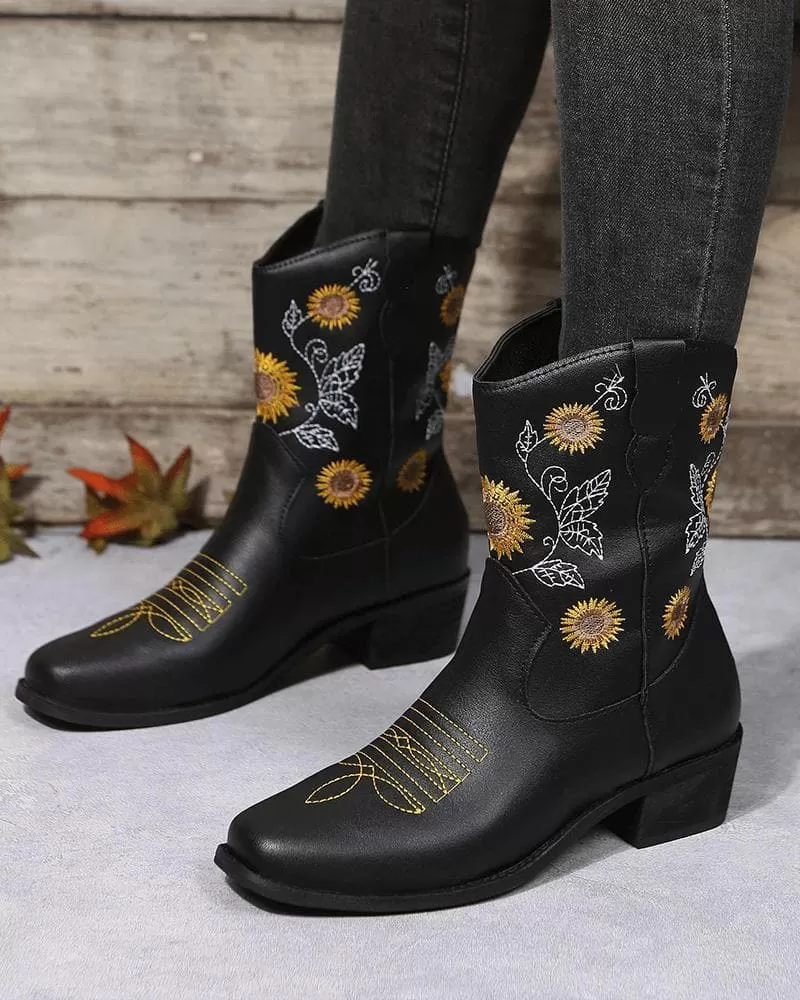 Women's Casual Daily Floral Embroidery Slip On Boots